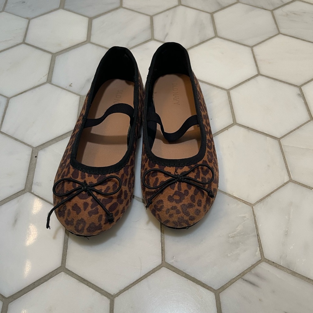 Old Navy Leopard Print Kids ballet flats
